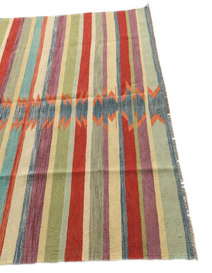 Detail image of 5' 5 x 8' 2  Hand Woven Kilim Modern Wool Rug