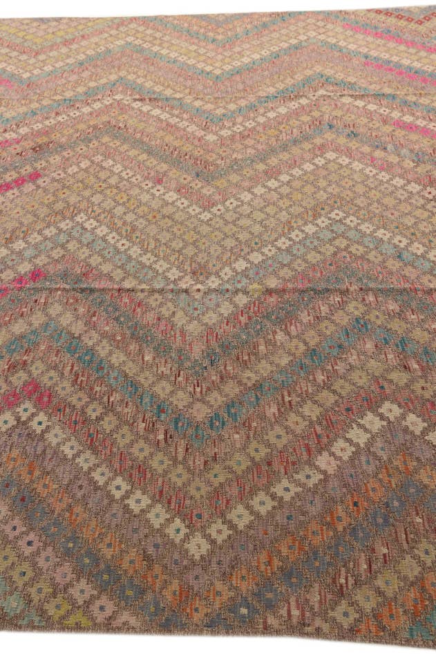 Detail image of 9' 7 x 12' 7 Hand Woven Kilim Modern Wool Rug