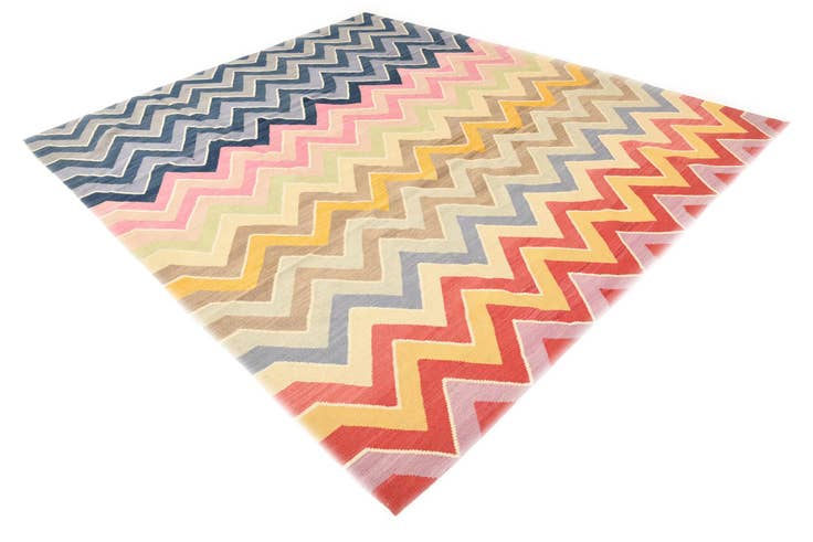 Detail image of 8' 7 x 10' 2 Hand Woven Kilim Modern Wool Rug