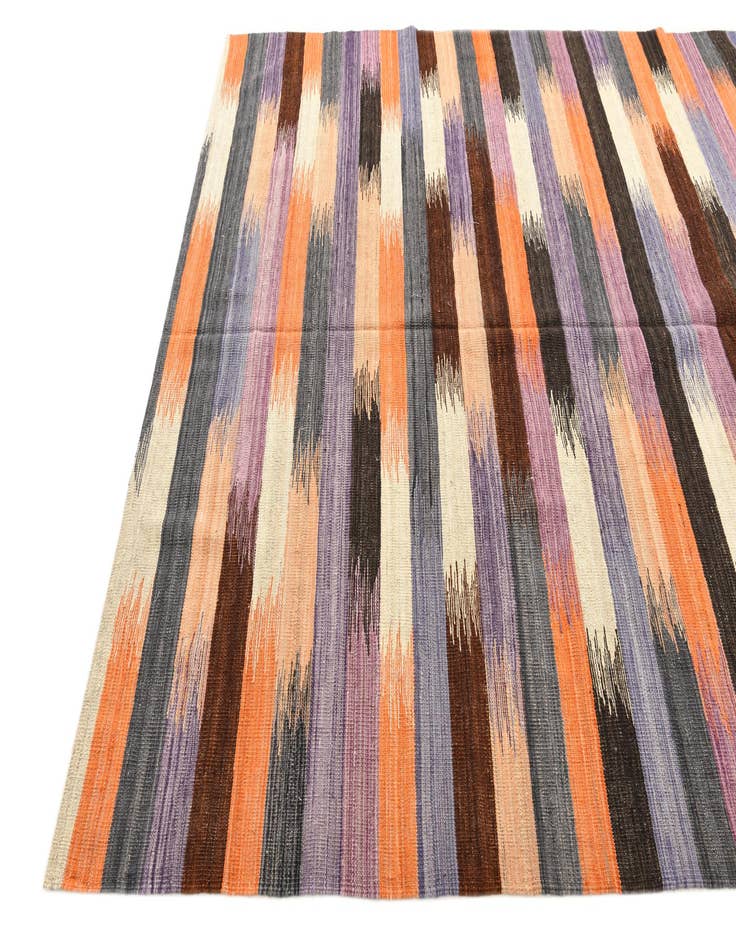 Detail image of 6' 10 x 9'  Hand Woven Kilim Modern Wool Rug