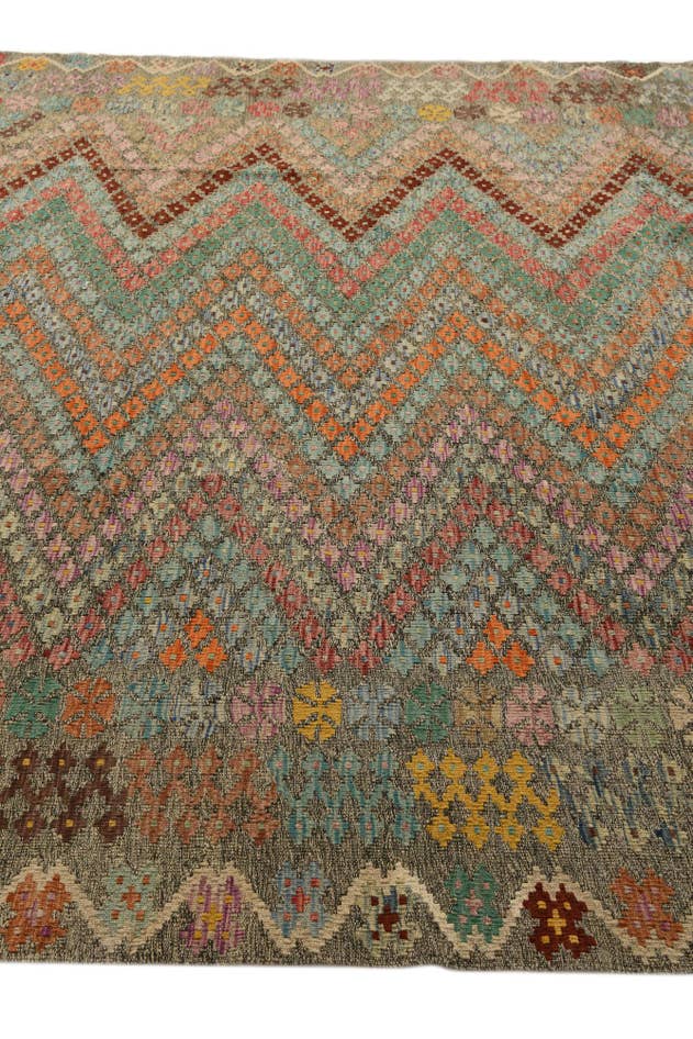 Detail image of 9' x 10' 4 Hand Woven Kilim Modern Wool Rug