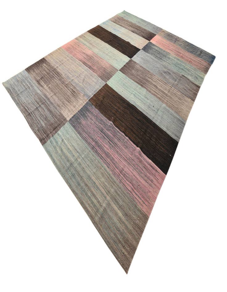Detail image of 10' x 13' 6 Hand Woven Kilim Modern Wool Rug