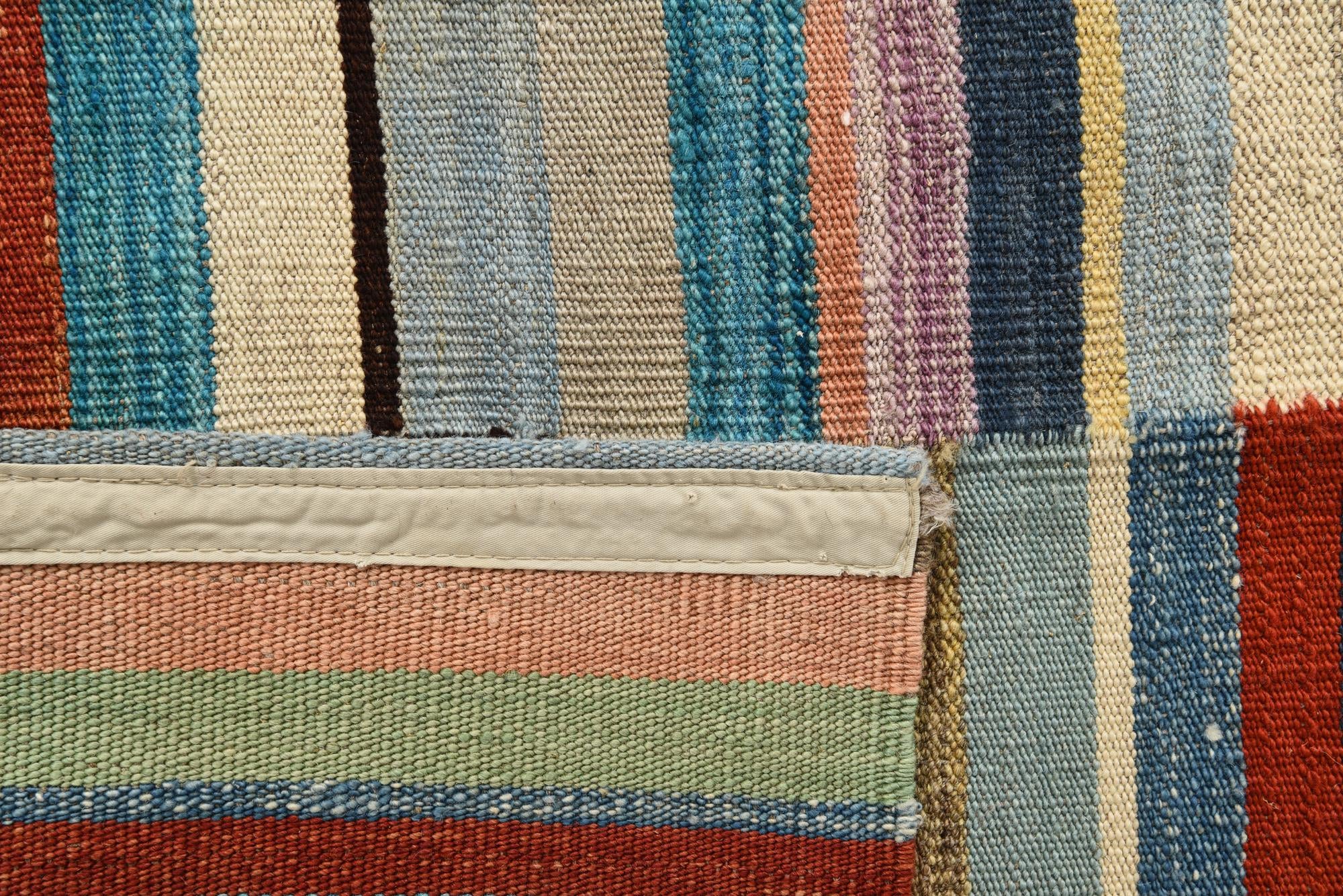 4' 9 x 6' 4 Hand Woven Kilim Modern Wool Rug