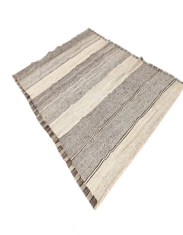 Detail image of 6' 10 x 9' 2  Hand Woven Kilim Modern Wool Rug
