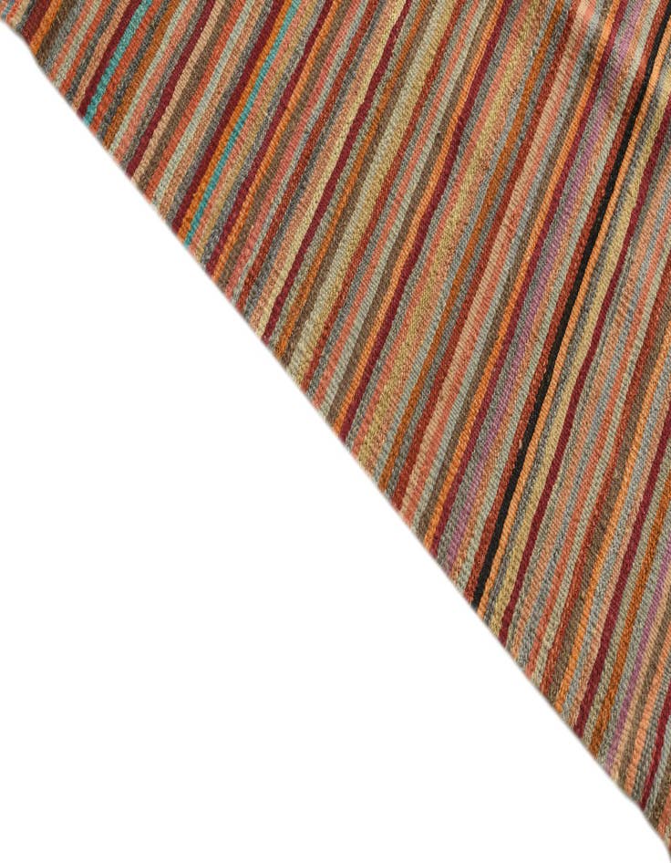 Detail image of 6' 5 x 9' 8  Hand Woven Kilim Modern Wool Rug