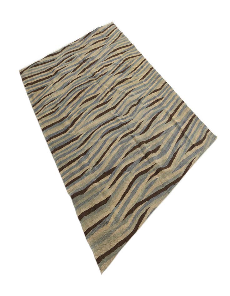 Detail image of 4' 8 x 6'  Hand Woven Kilim Modern Wool Rug