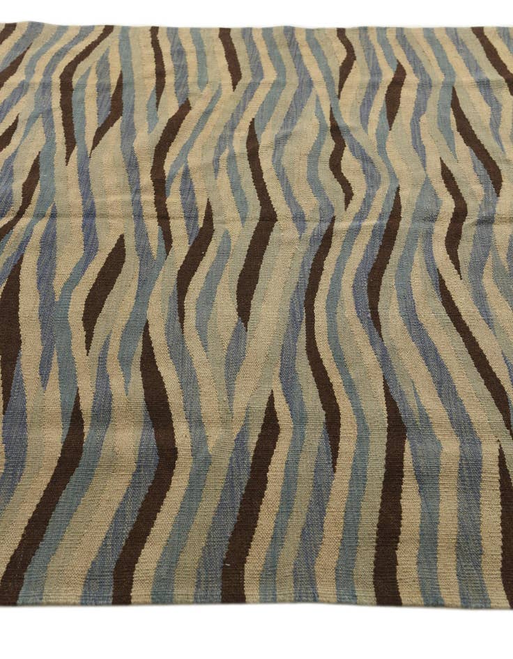 Detail image of 4' 8 x 6'  Hand Woven Kilim Modern Wool Rug