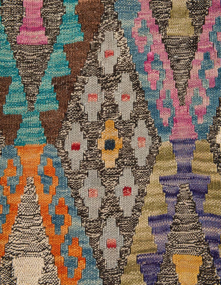 Detail image of 6' 3 x 8' 2  Hand Knotted Kilim Modern Wool Rug