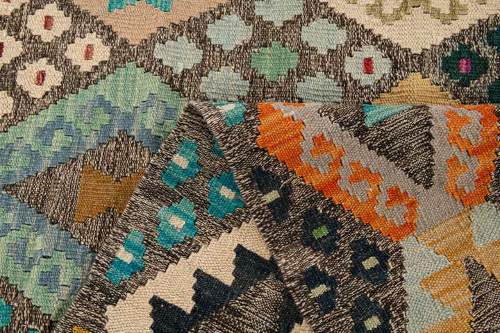 6' 3 x 8' 2 Hand Knotted Kilim Modern Wool Rug