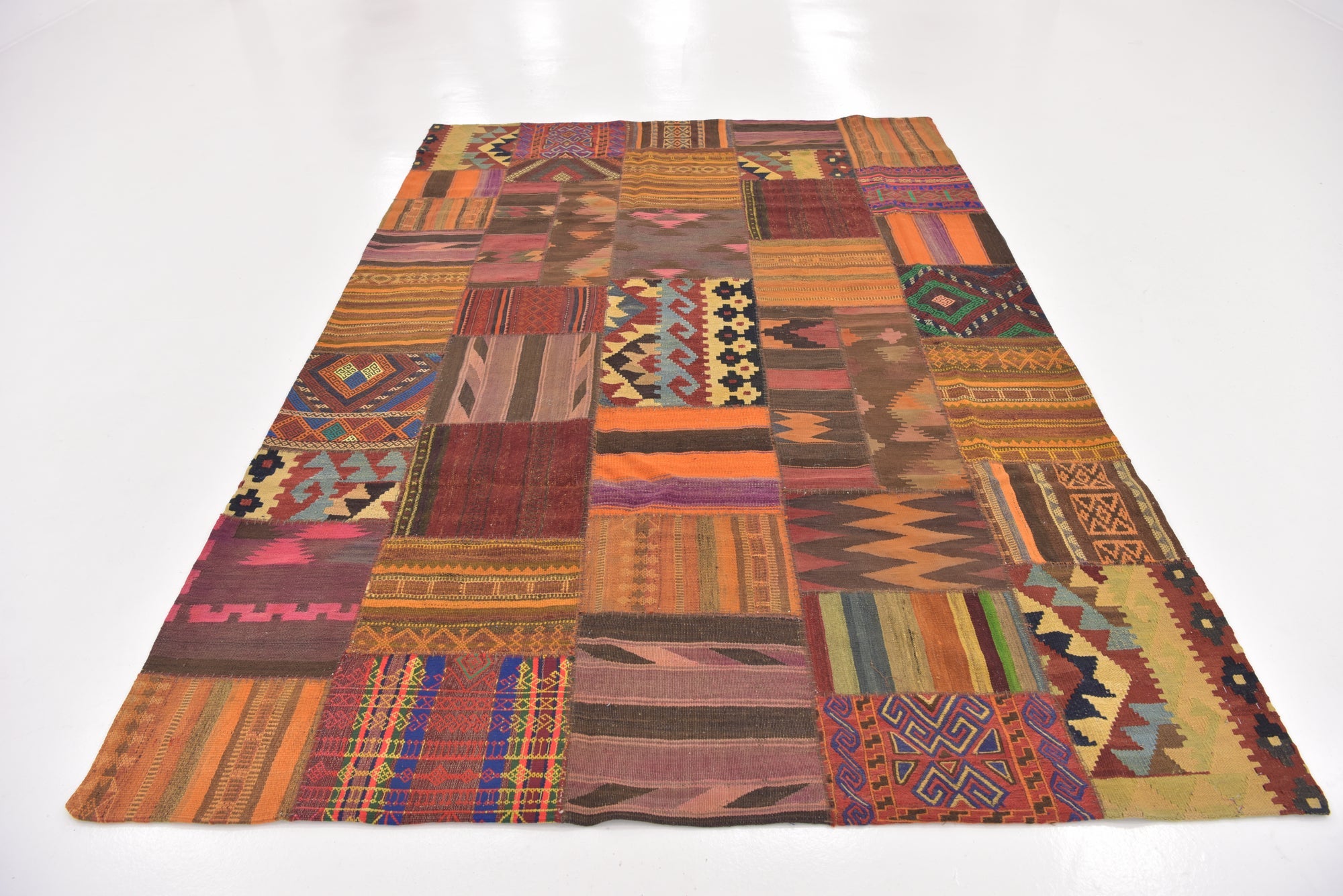 6' 7 x 9' 7 Hand Woven Kilim Patchwork Wool Rug