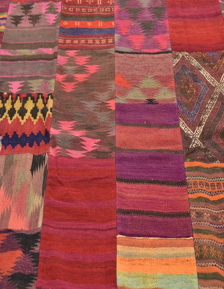 Detail image of 6' 9 x 9' 9 Hand Woven Kilim Patchwork Wool Rug