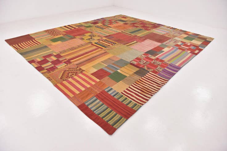 Detail image of 12' 5 x 15' Hand Woven Kilim Patchwork Wool Rug