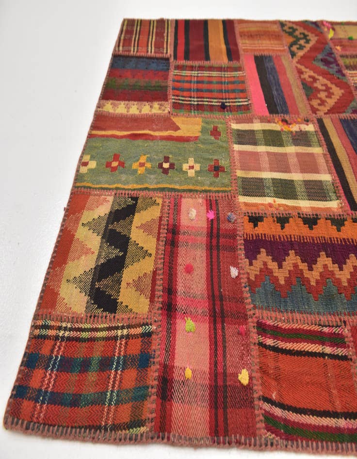 Detail image of 4' x 6' 2 Hand Woven Kilim Patchwork Wool Rug