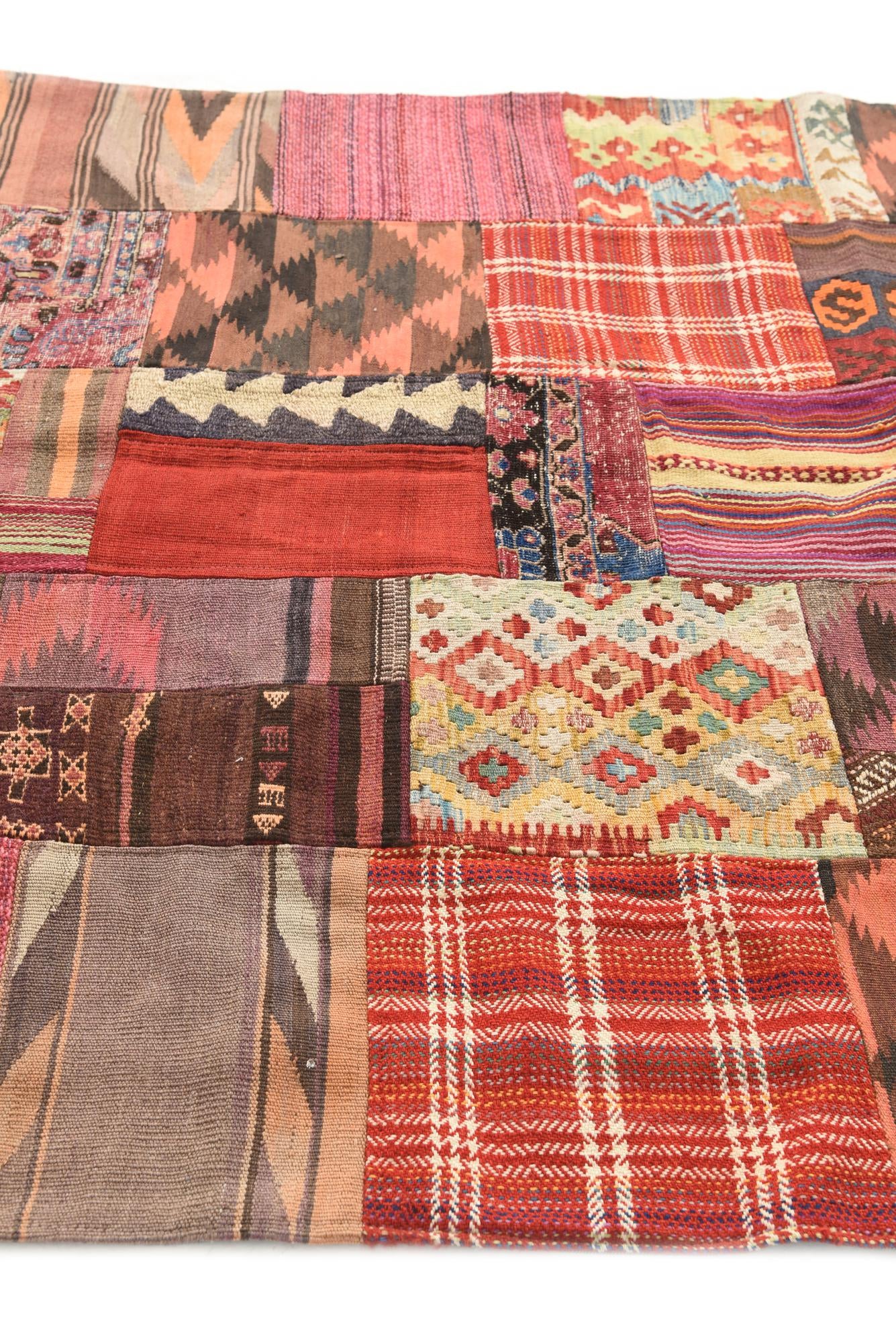 5' x 6' 9 Hand Woven Kilim Patchwork Wool Rug