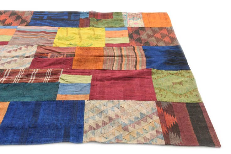 Detail image of 5' 7 x 7' 10 Hand Woven Kilim Patchwork Wool Rug