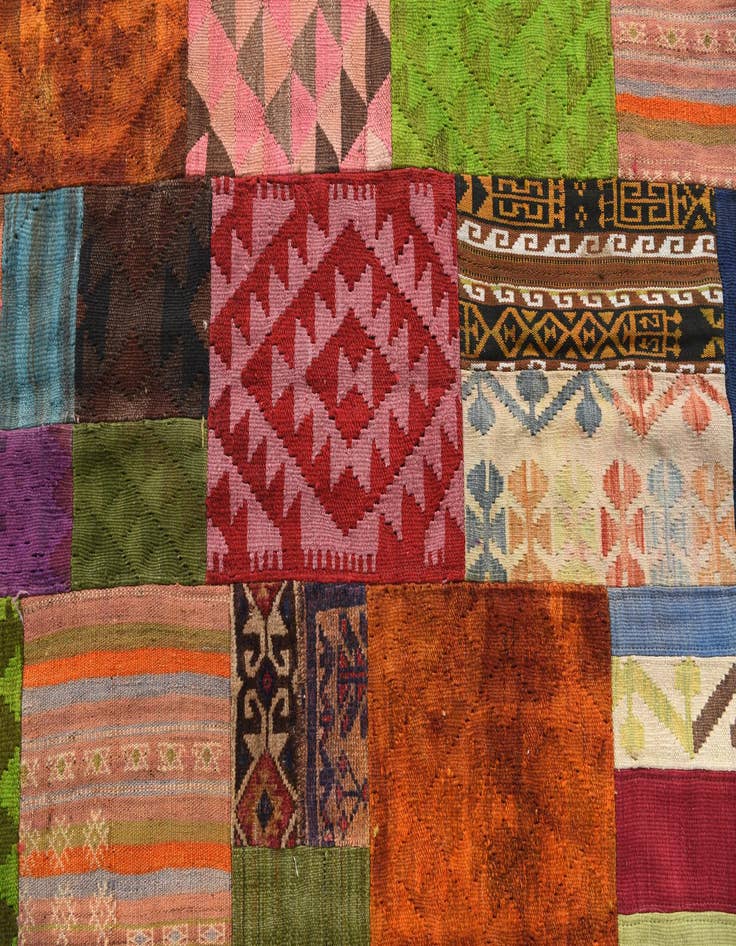 Detail image of 5' 9 x 7' 10  Hand Woven Kilim Patchwork Wool Rug