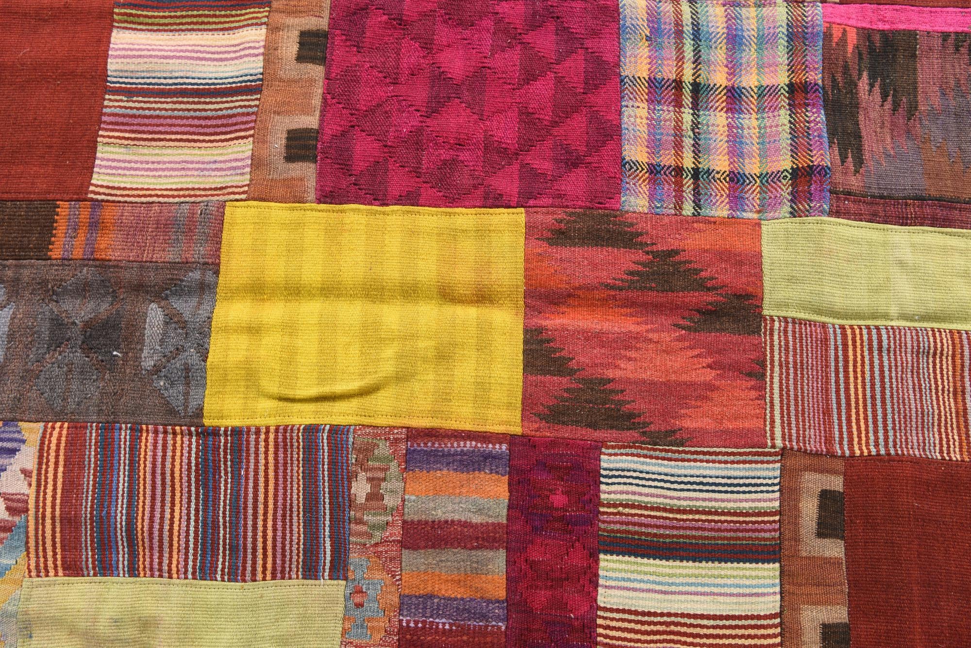 4' 5 x 7' Hand Woven Kilim Patchwork Wool Rug