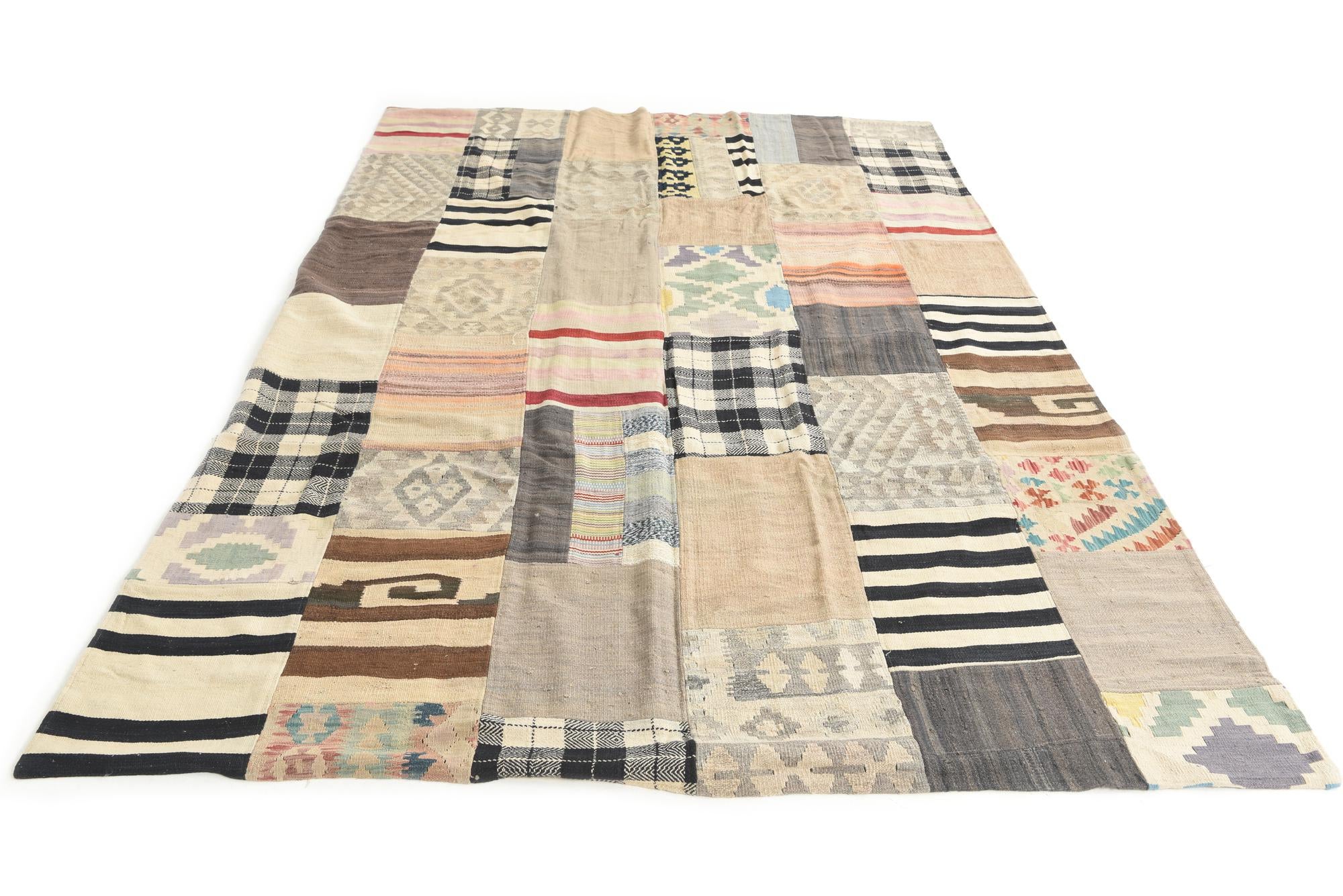 6' 7 x 9' 7 Hand Woven Kilim Patchwork Wool Rug