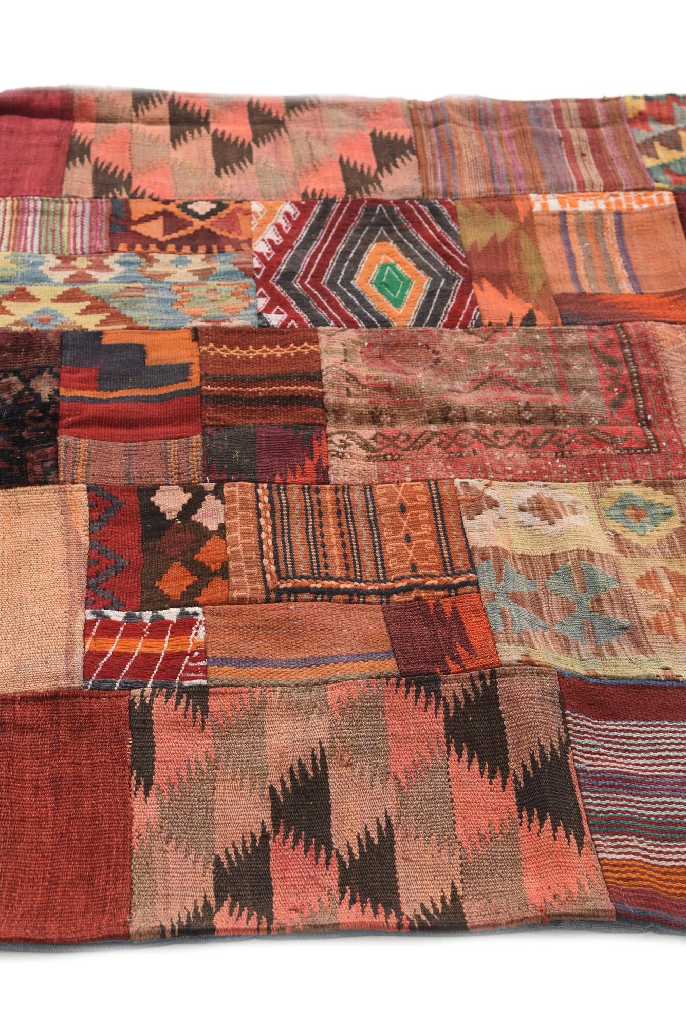 4' x 6' Hand Woven Kilim Patchwork Wool Rug