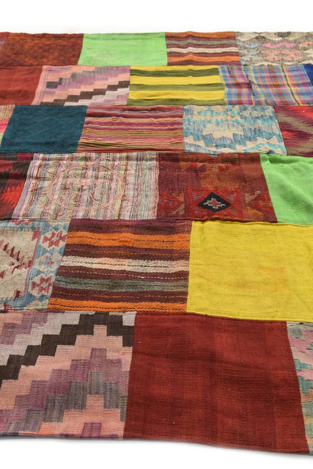Detail image of 6' 7 x 9' 10 Hand Woven Kilim Patchwork Wool Rug