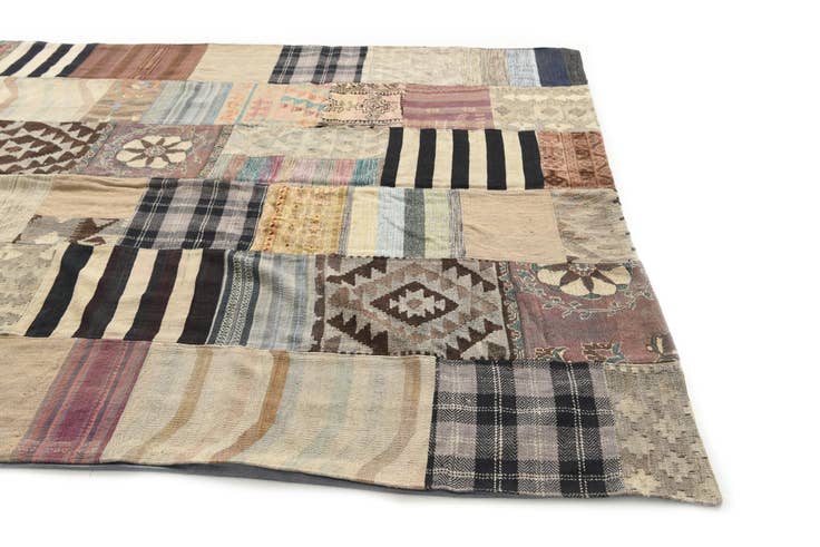 Detail image of 6' 6 x 9' 10 Hand Woven Kilim Patchwork Wool Rug