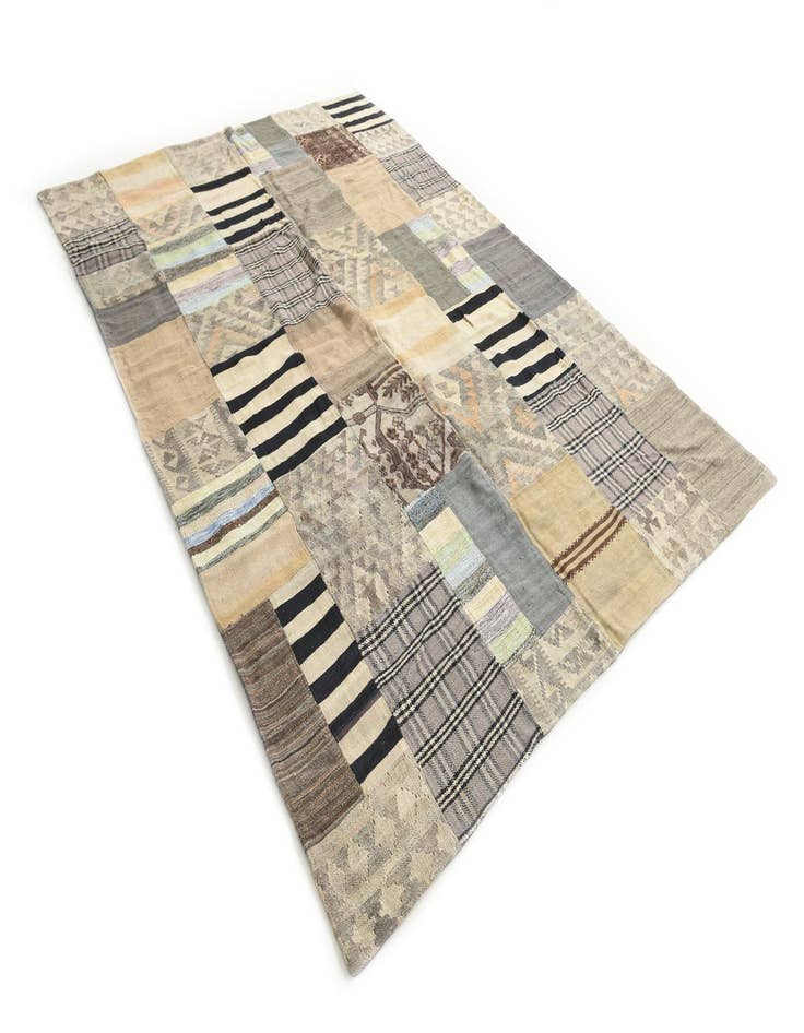 Detail image of 6' 8 x 9' 8 Hand Woven Kilim Patchwork Wool Rug