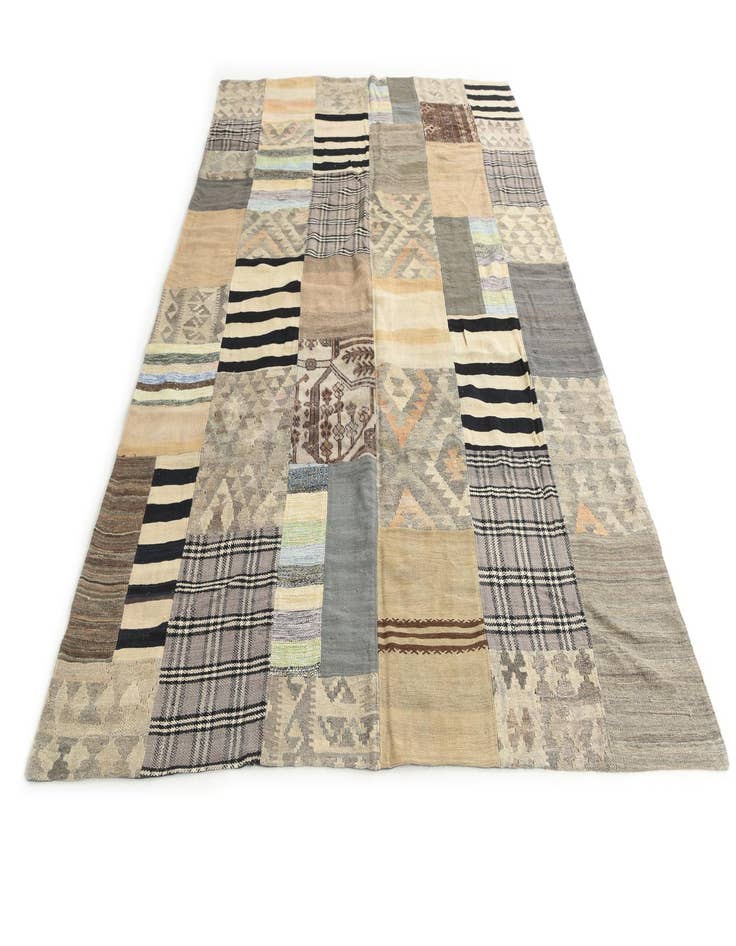 Detail image of 6' 8 x 9' 8 Hand Woven Kilim Patchwork Wool Rug