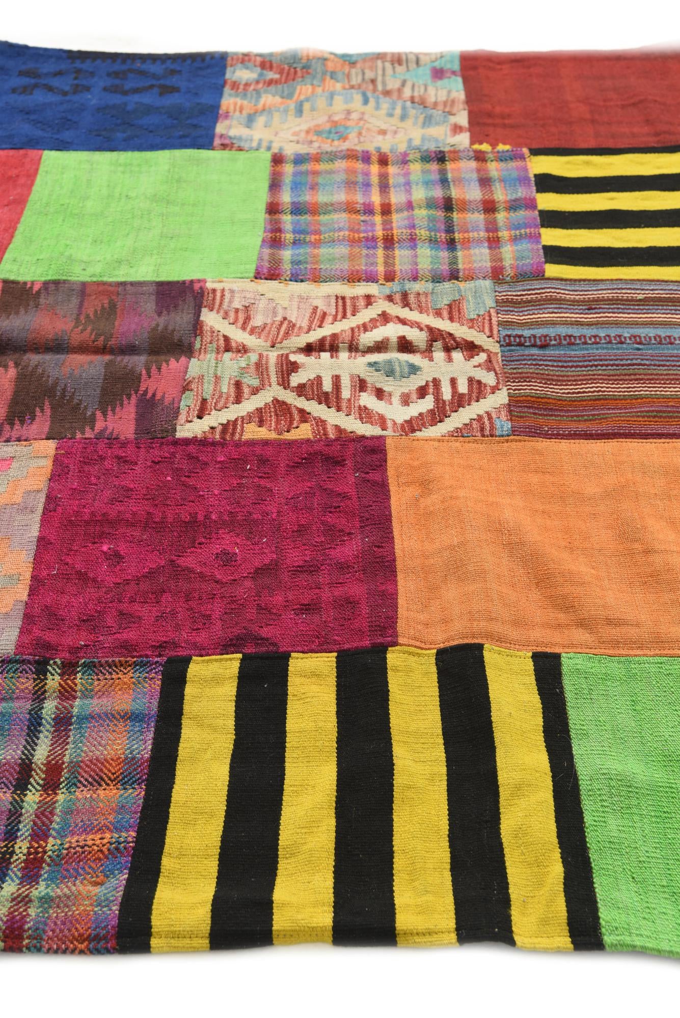 5' 6 x 7' 10 Hand Woven Kilim Patchwork Wool Rug
