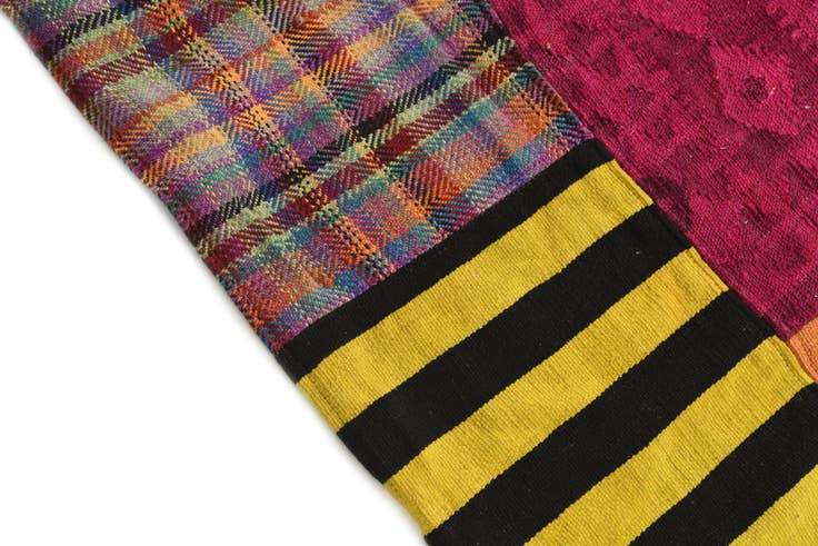 Detail image of 5' 6 x 7' 10 Hand Woven Kilim Patchwork Wool Rug