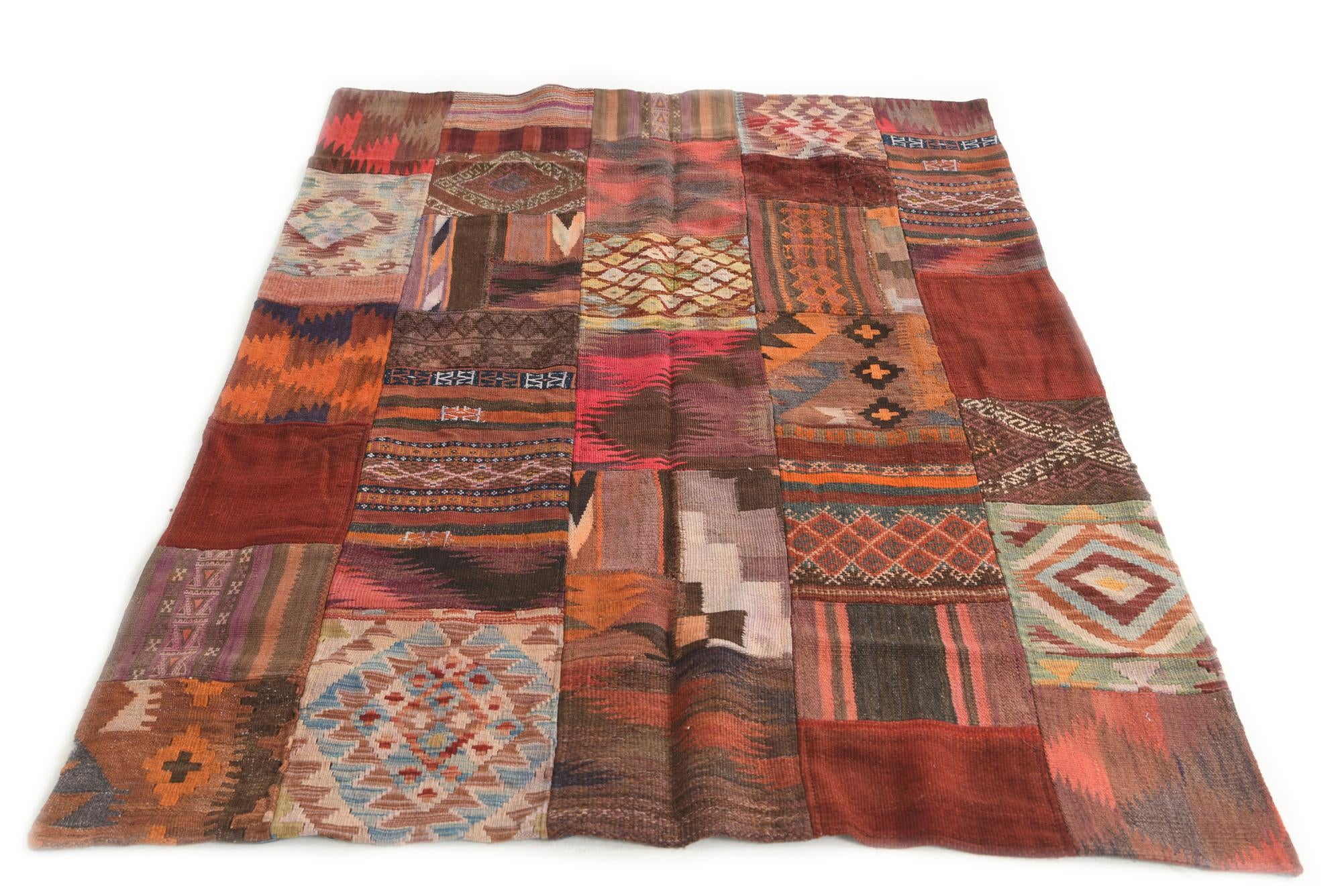 4' x 5' 10 Hand Woven Kilim Patchwork Wool Rug