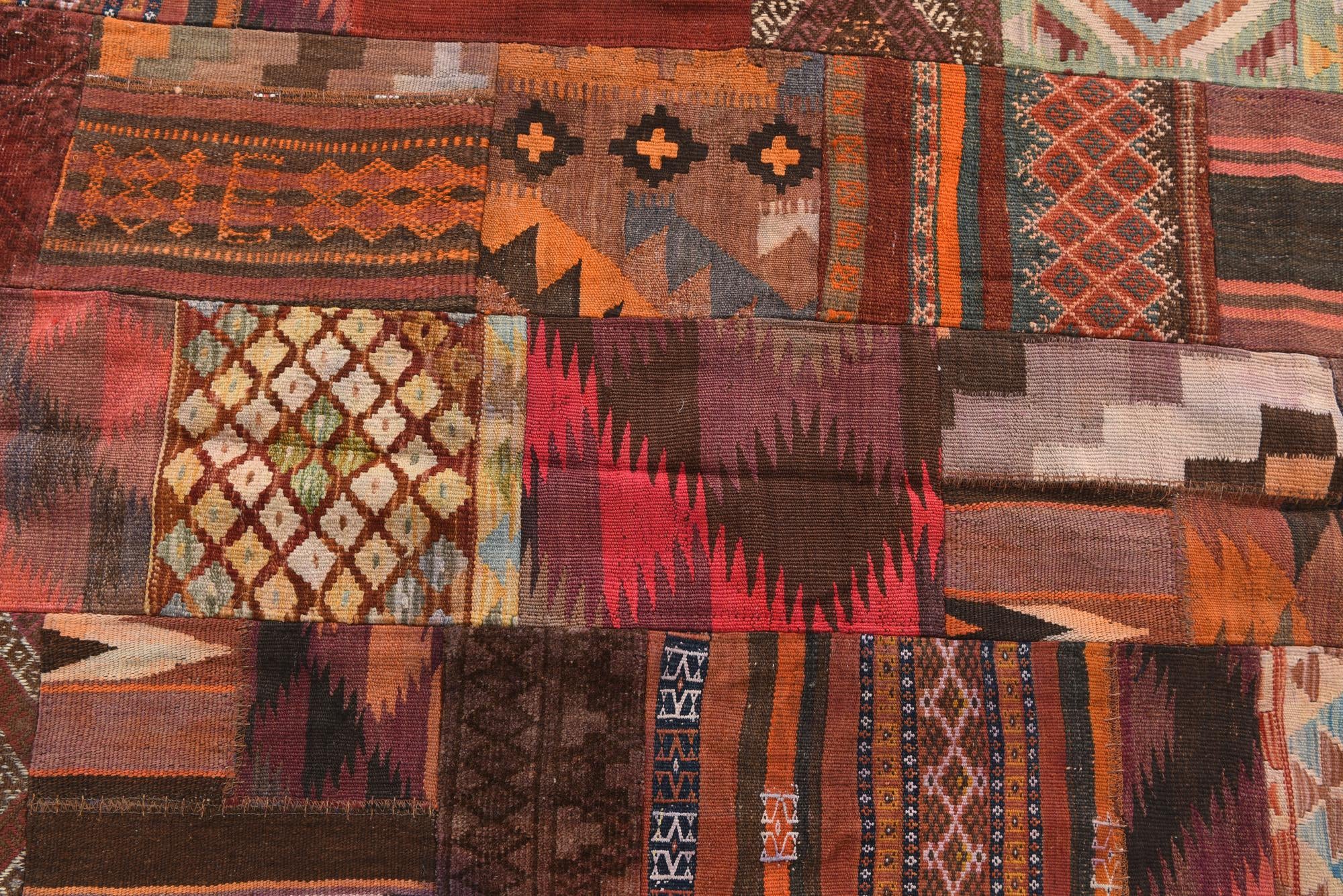 4' x 5' 10 Hand Woven Kilim Patchwork Wool Rug