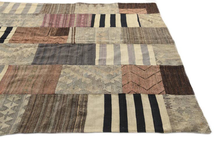 Detail image of 6' 8 x 9' 8 Hand Woven Kilim Patchwork Wool Rug