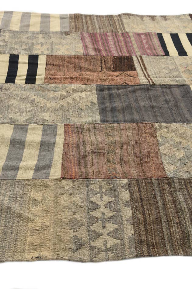 Detail image of 6' 8 x 9' 8 Hand Woven Kilim Patchwork Wool Rug