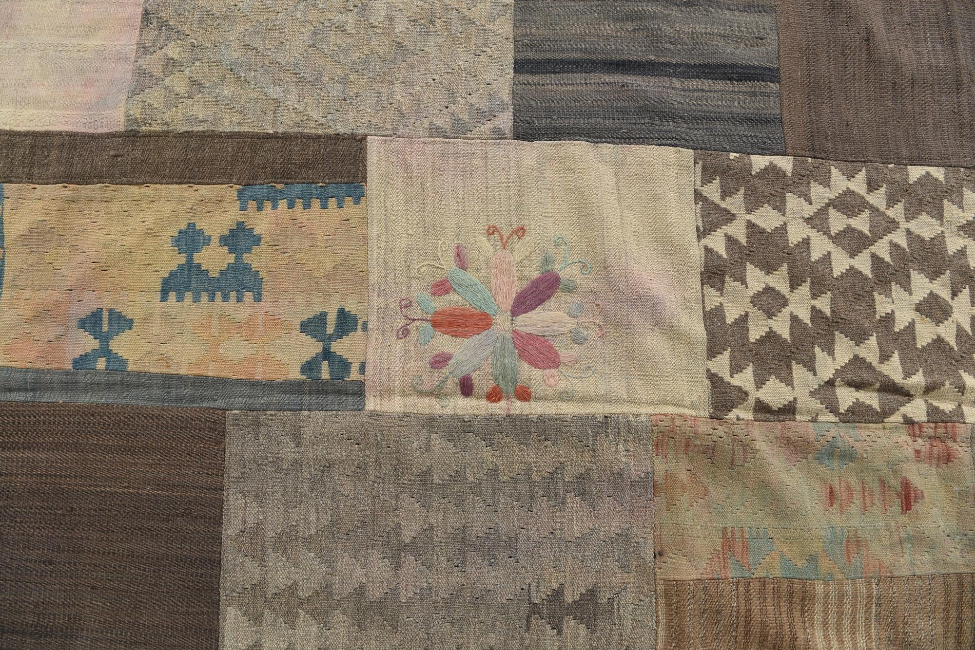 6' x 8' 3 Hand Woven Kilim Patchwork Wool Rug