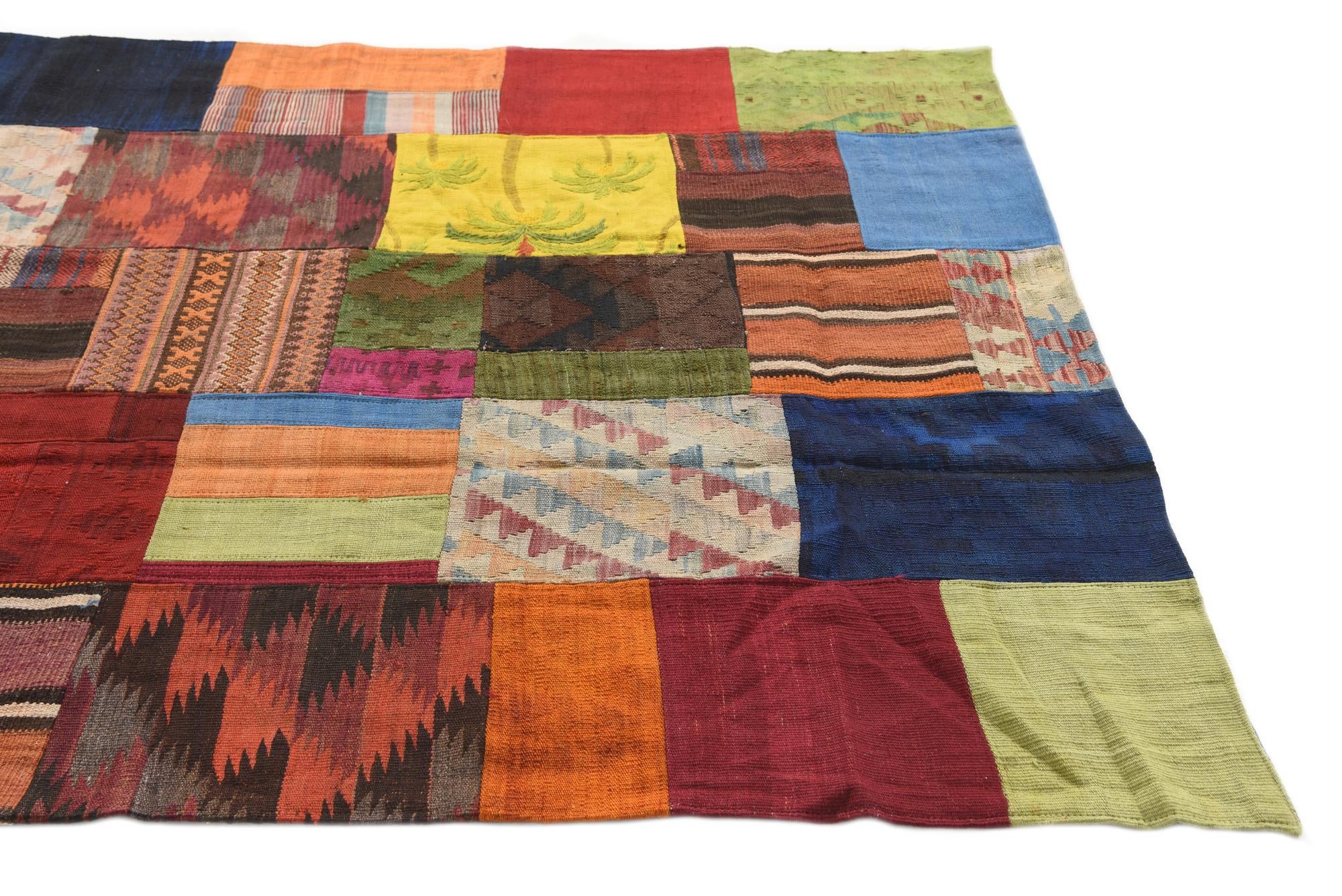 5' 4 x 7' 9 Hand Woven Kilim Patchwork Wool Rug