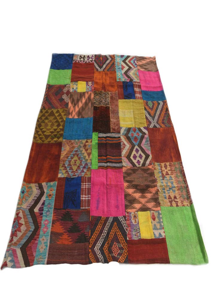 Detail image of 5' 7 x 7' 6  Hand Woven Kilim Patchwork Wool Rug