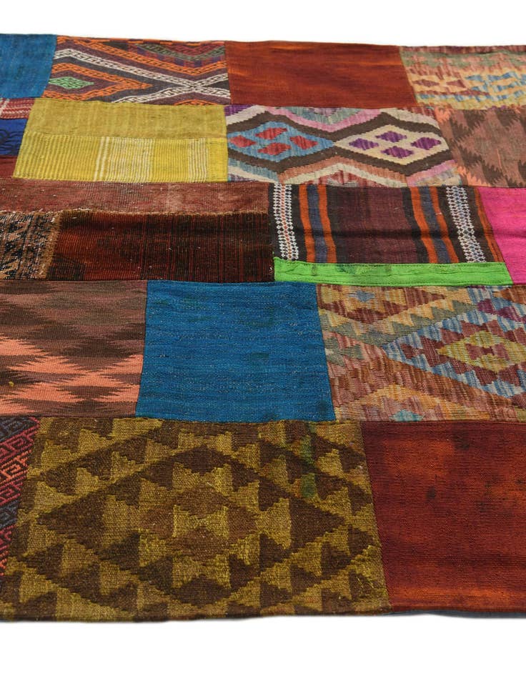 Detail image of 5' 7 x 7' 6  Hand Woven Kilim Patchwork Wool Rug