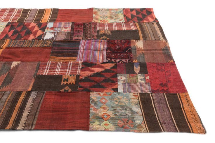 Detail image of 5' 5 x 8' Hand Woven Kilim Patchwork Wool Rug