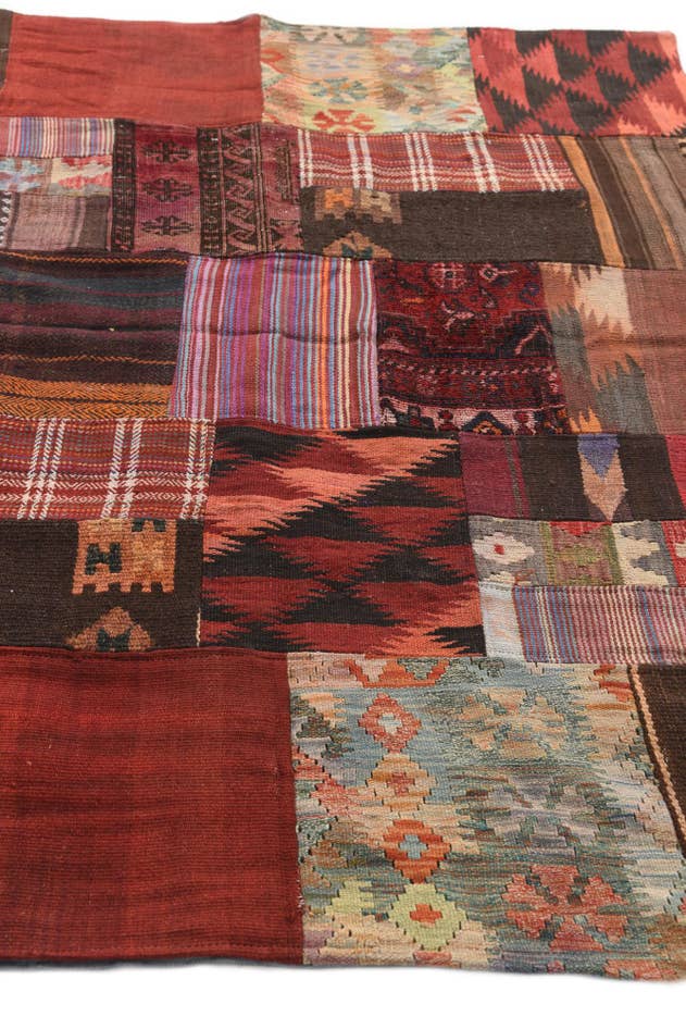 Detail image of 5' 5 x 8' Hand Woven Kilim Patchwork Wool Rug