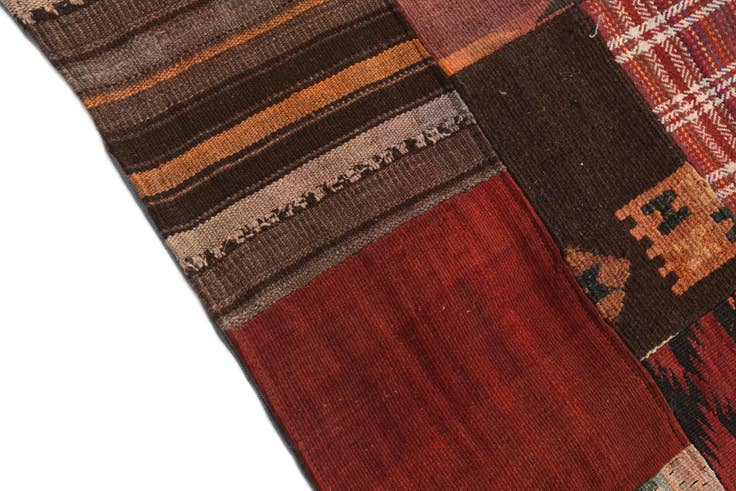 Detail image of 5' 5 x 8' Hand Woven Kilim Patchwork Wool Rug