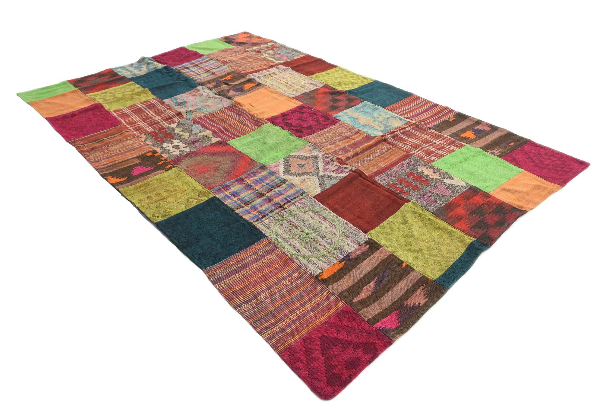 6' 7 x 9' 8 Hand Woven Kilim Patchwork Wool Rug