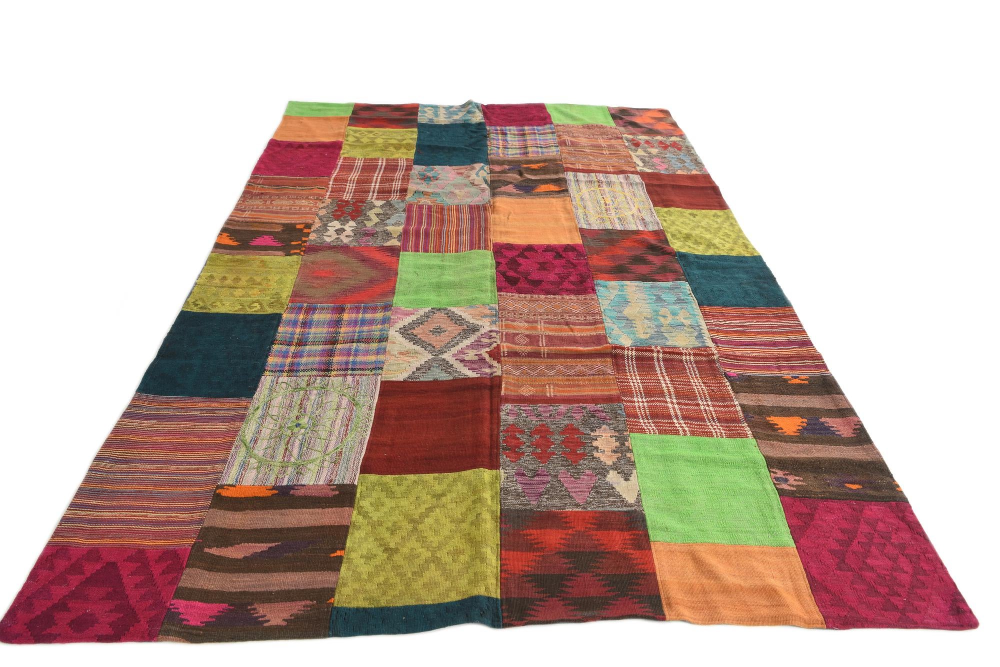 6' 7 x 9' 8 Hand Woven Kilim Patchwork Wool Rug