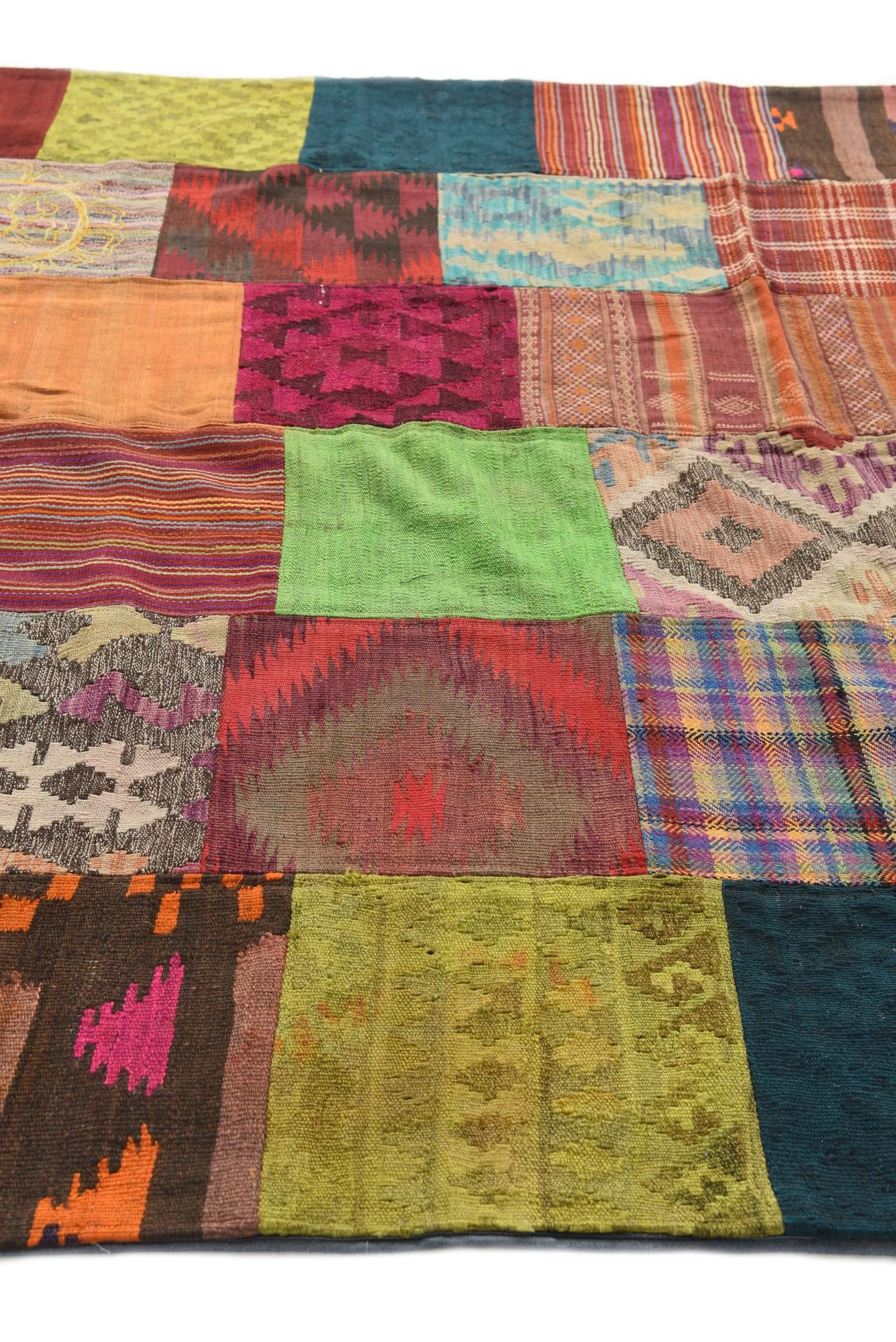6' 7 x 9' 8 Hand Woven Kilim Patchwork Wool Rug