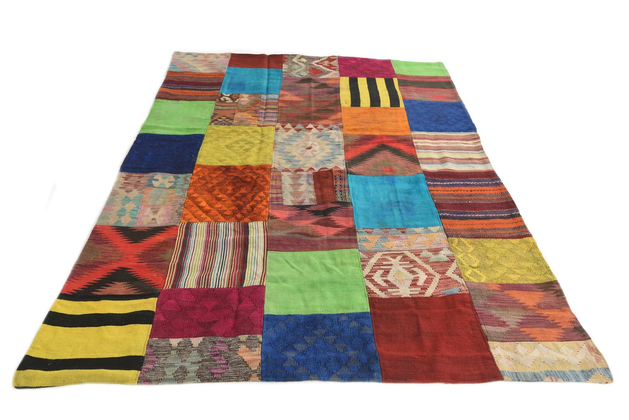 5' 5 x 8' Hand Woven Kilim Patchwork Wool Rug
