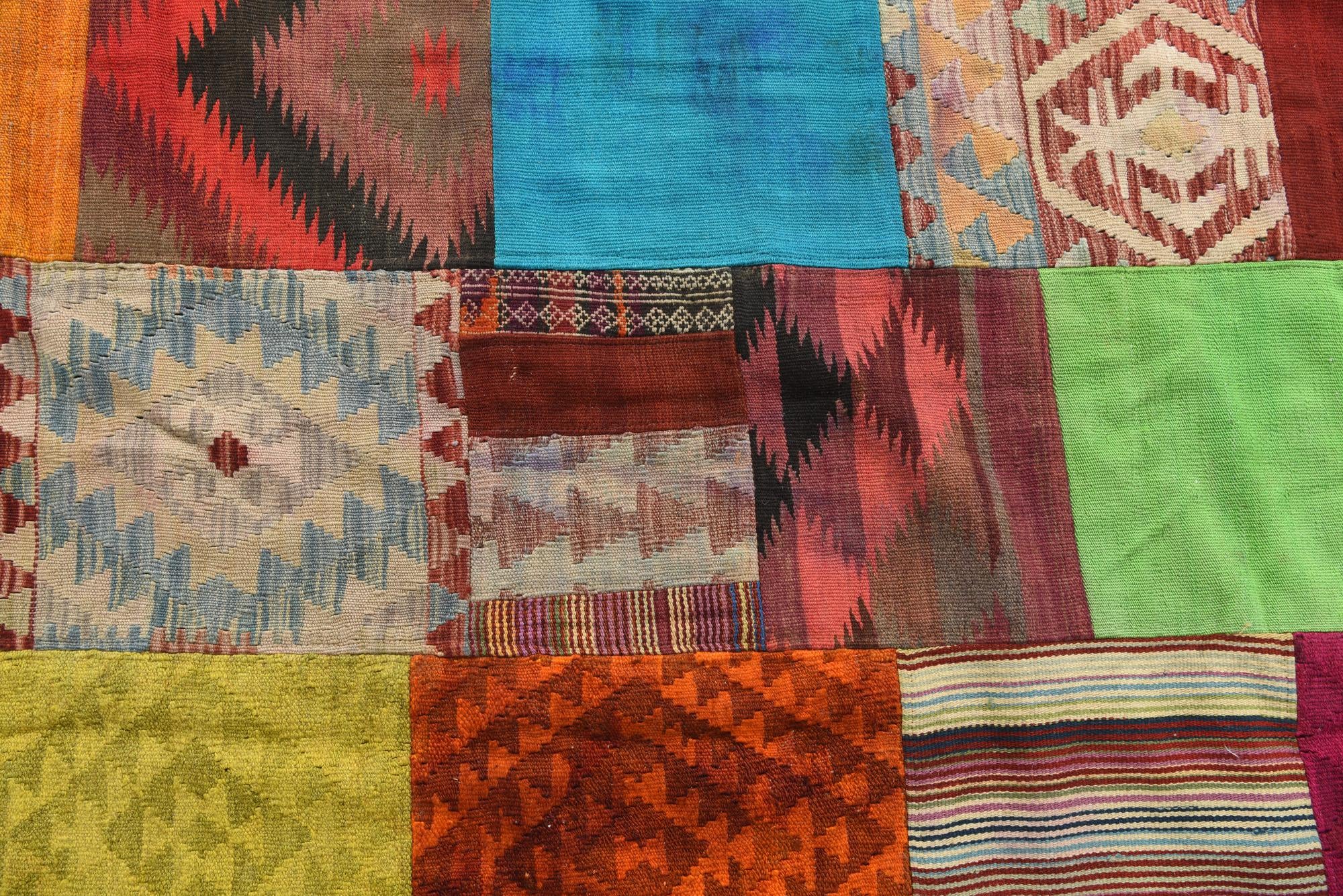 5' 5 x 8' Hand Woven Kilim Patchwork Wool Rug