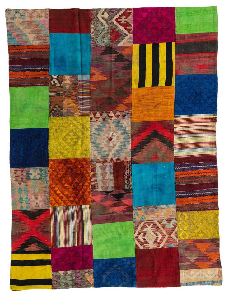 Detail image of 5' 5 x 8' Hand Woven Kilim Patchwork Wool Rug