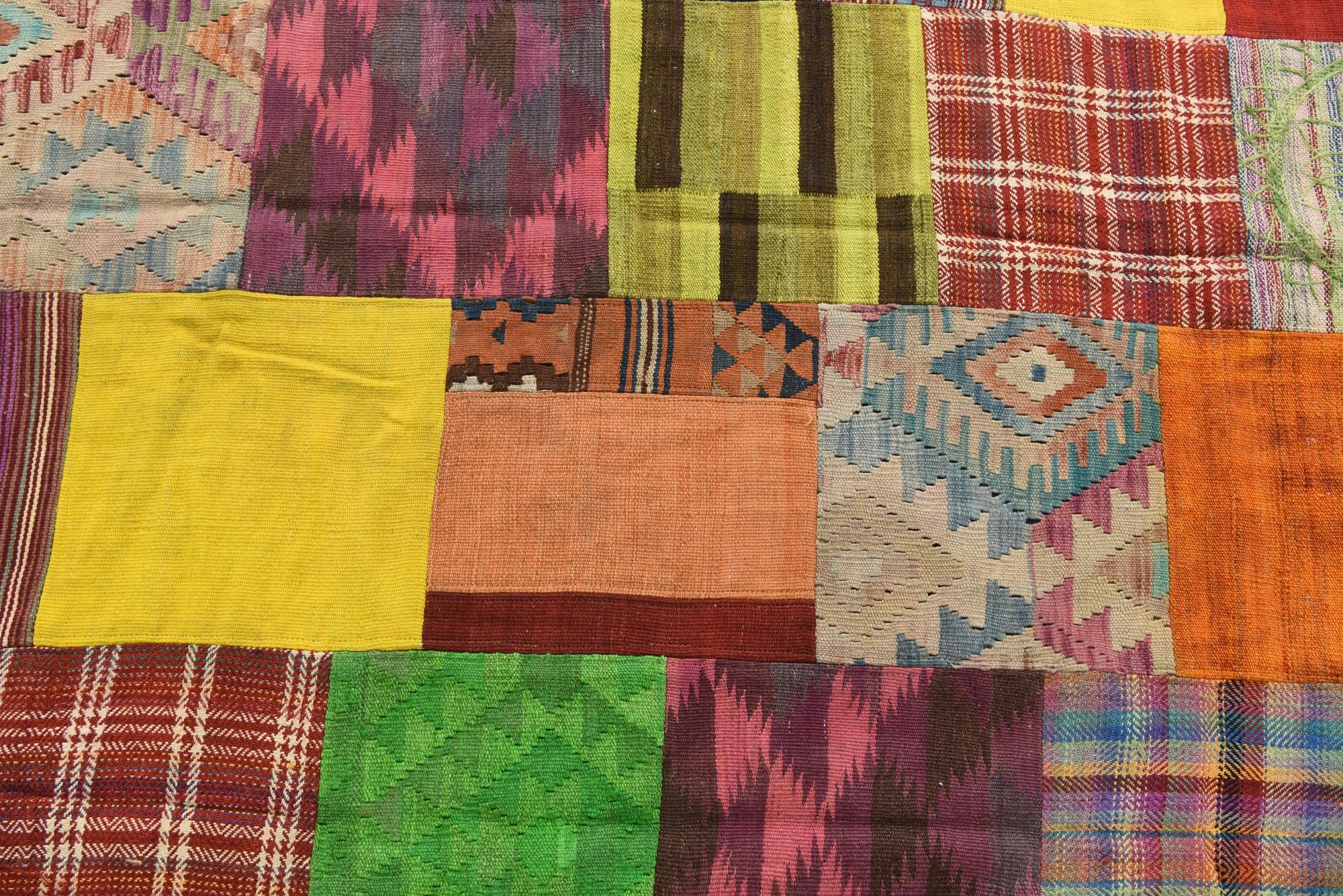 5' 6 x 7' 10 Hand Woven Kilim Patchwork Wool Rug