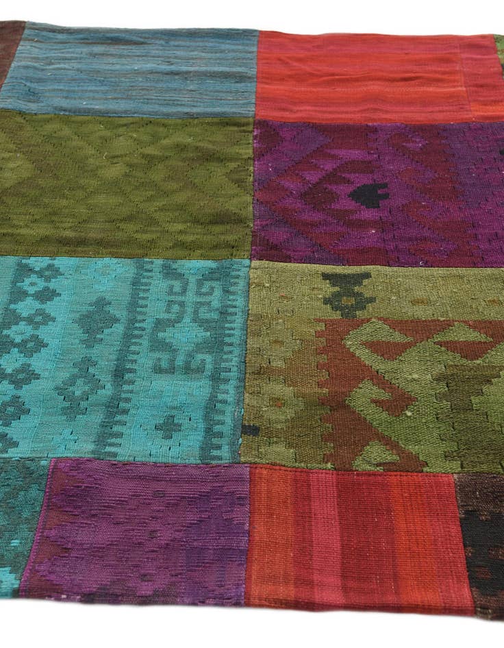 Detail image of 5' 2 x 7' 10  Hand Woven Kilim Patchwork Wool Rug