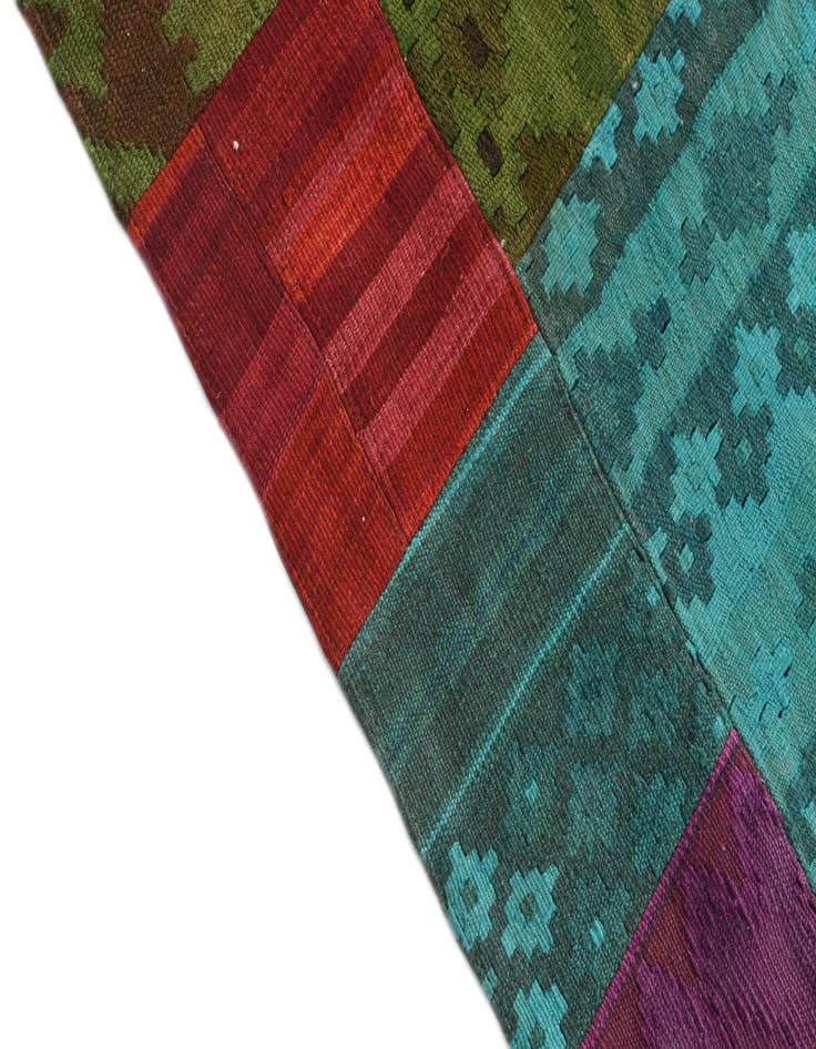 Detail image of 5' 2 x 7' 10  Hand Woven Kilim Patchwork Wool Rug