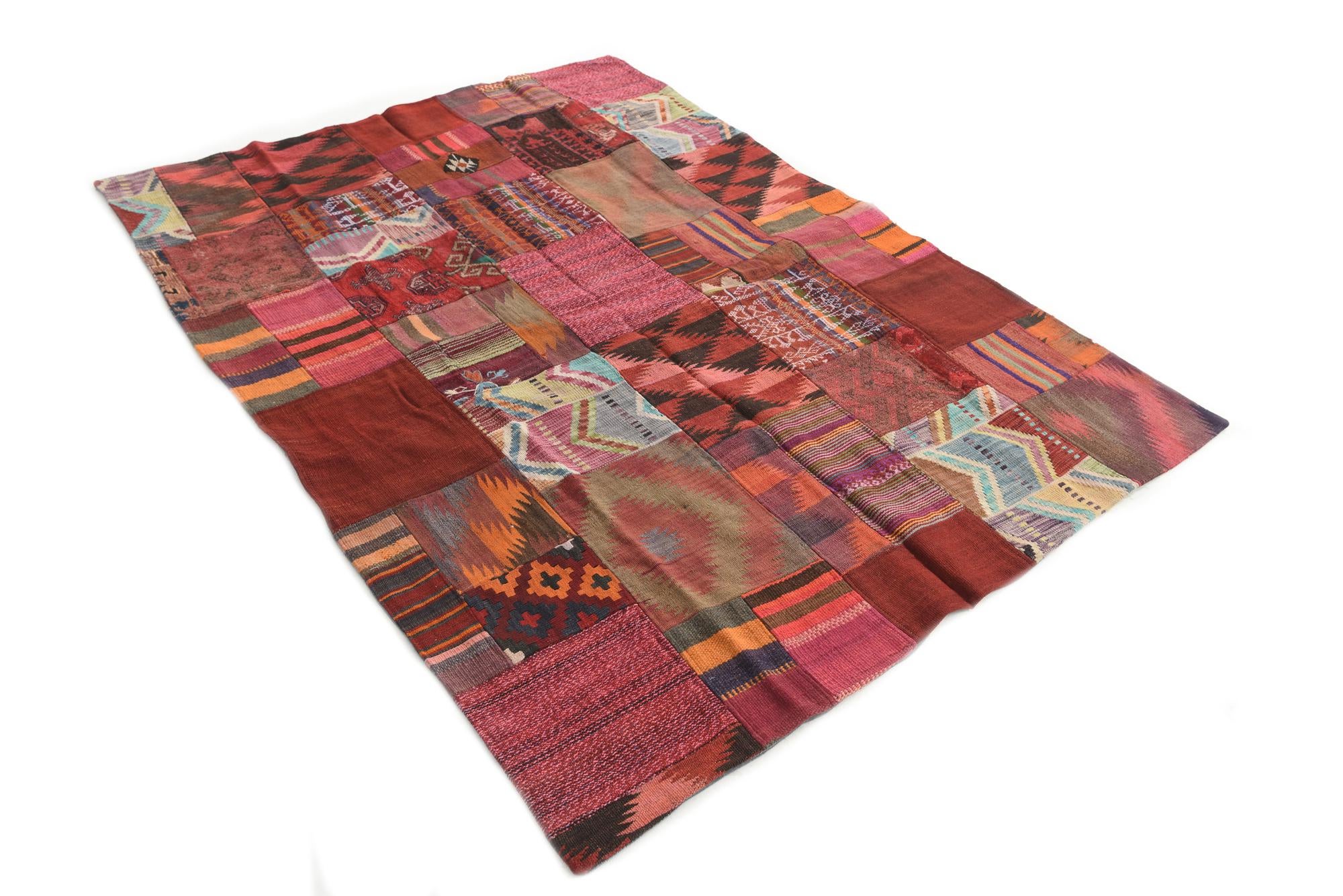 4' 10 x 6' 7 Hand Woven Kilim Patchwork Wool Rug